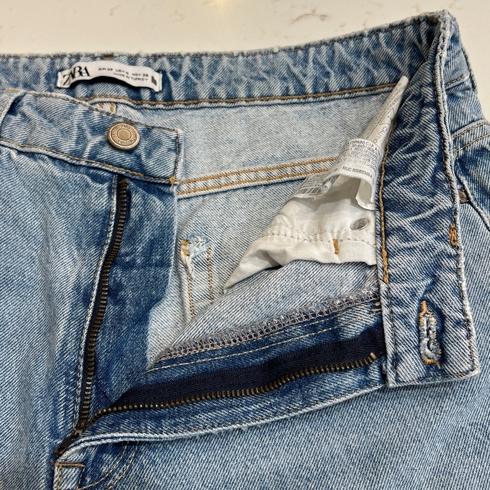 Zara Light Blue Distressed Denim Jeans Size 6 - Picture 6 of 11